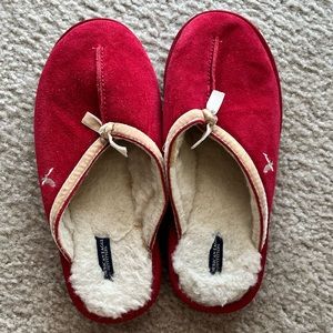 American Eagle red slippers, size 8